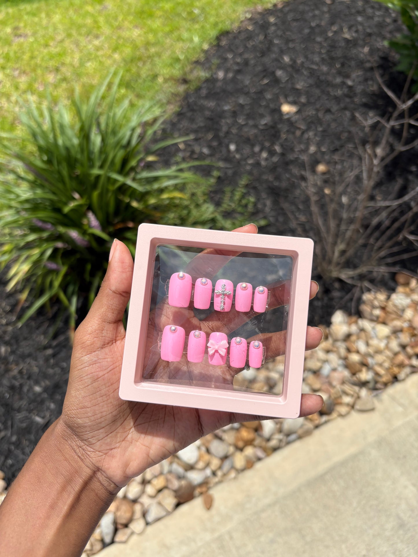 Press on nails - P31 Woman
